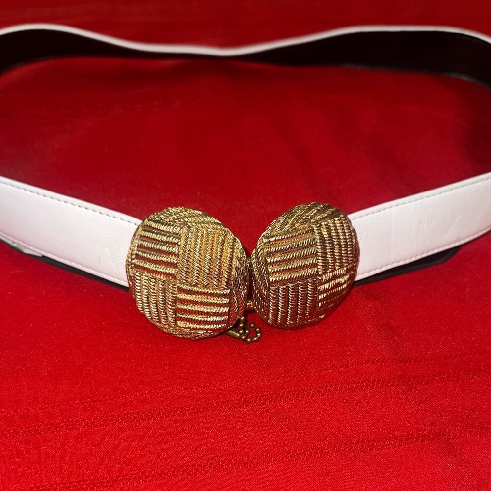 NWT RAINA MICO Elegant White and Round Gold Buckle Women's Belt